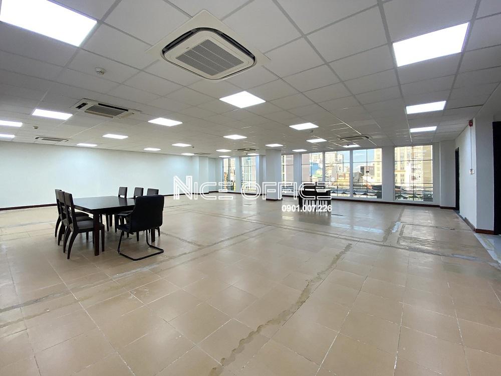 dien-tich-trong-cho-thue-vuong-vuc-de-bo-tri-phong-ban-hoac-khong-gian-mo-tai-toa-nha-31-truong-son-phuong-tan-son-nhat