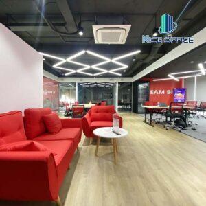 Khu vực tiếp khách chung tại MindX Office - Quận Phú Nhuận