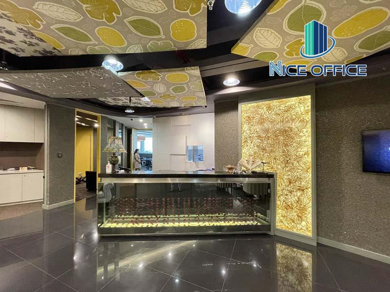 Lễ tân tại văn phòng trọn gói CityHub Saigon Trade Center