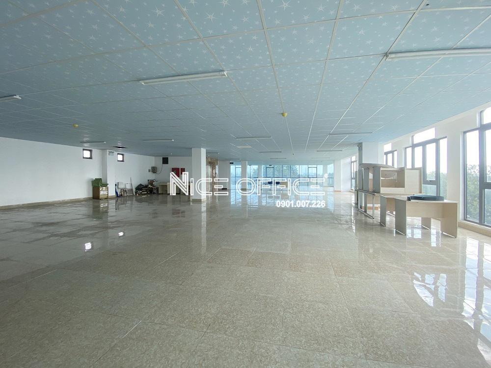 mat-bang-trong-cho-thue-nguyen-san-tai-toa-nha-moc-gia-nguyen-oanh-go-vap