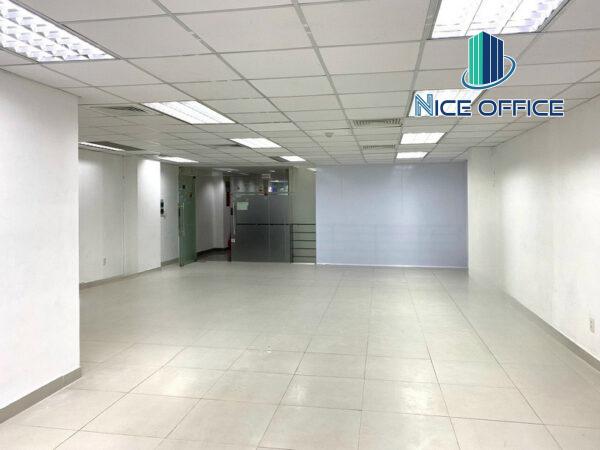 Diện tích trống nhỏ tại tòa nhà Mộc Gia Nguyễn Bá Tuyển