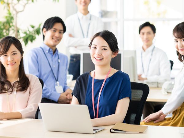 Giúp nhân viên có thể sớm hòa nhập với môi trường và văn hoá doanh nghiệp là điều cần thiết