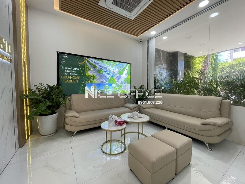 khu-vuc-tiep-khach-chung-tai-toa-nha-gro-center-quan-1