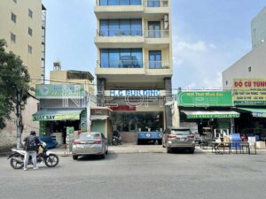 Mặt tiền tòa nhà Mộc gia Phạm Văn Bạch