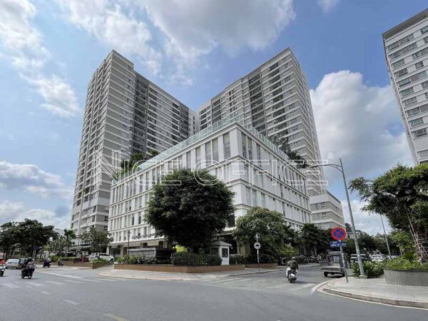 Toàn cảnh tòa nhà Orchard ParkView đường Hồng Hà, quận Phú Nhuận