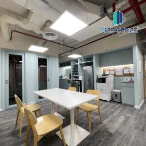 Khu vực pantry sử dụng chung tại Regus Thảo Điền Quận 2