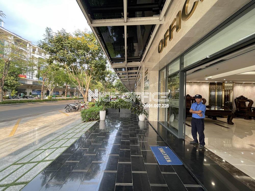 khuon-vien-phia-truoc-toa-nha-bsi-tower