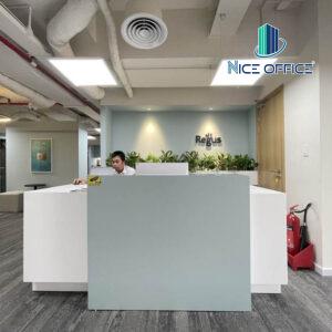 Lễ tân tại Regus Thảo Điền Quận 2
