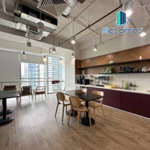 Khu vực pantry tại văn phòng trọn gói Circo Điện Biên Phủ