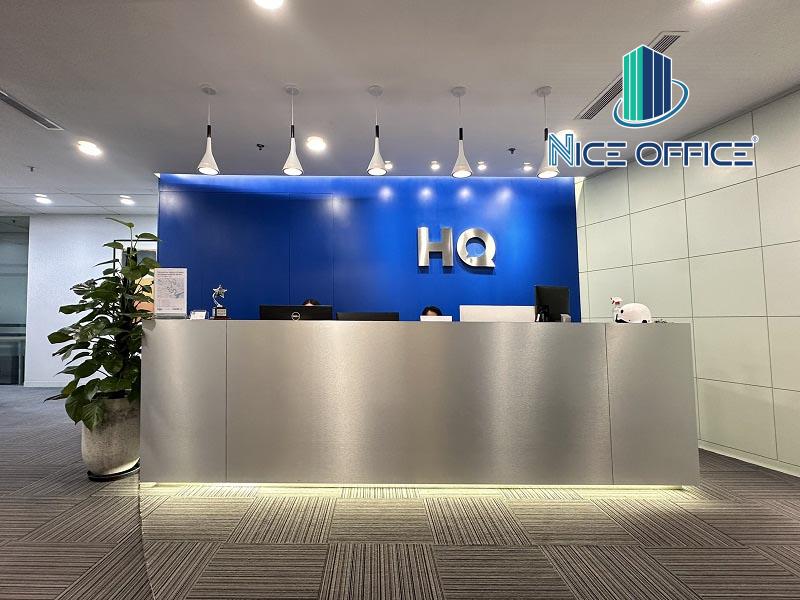 Lễ tân tại văn phòng trọn gói HQ Saigon Tower