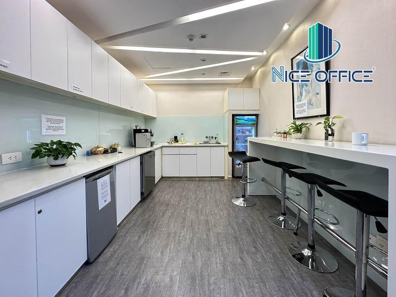 Pantry tại HQ Saigon Tower có trà cafe, nước lọc