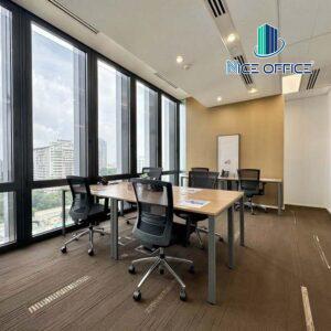 Phòng làm việc 6 chỗ tại Regus Deutsches Haus