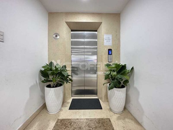 Thang máy tại tòa nhà 24 Nguyễn Bỉnh Khiêm, Quận 1