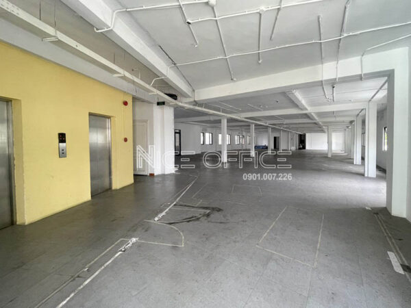 Mặt bằng trống cho thuê tại tòa nhà Đức Anh Building