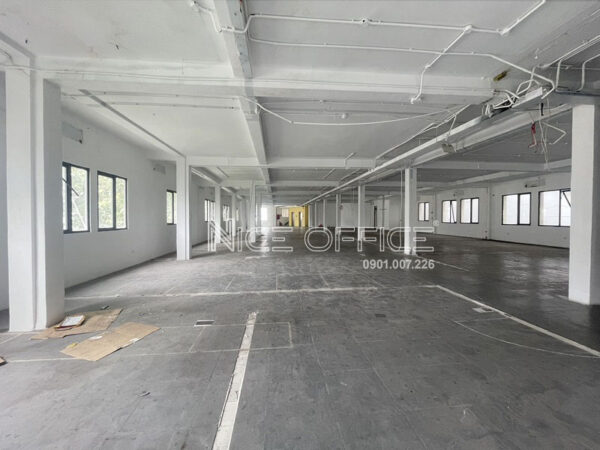 Mặt bằng trống tại tòa nhà Đức Anh Building