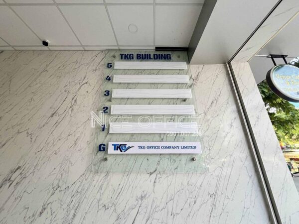 Bảng tên công ty tại tòa nhà TKG Building