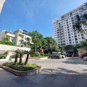 Khuôn viên tại tòa nhà Botanic Towers