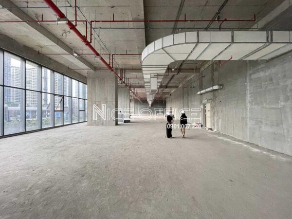 Nice Office đi khảo sát mặt bằng trống tại Lumiere Riverside