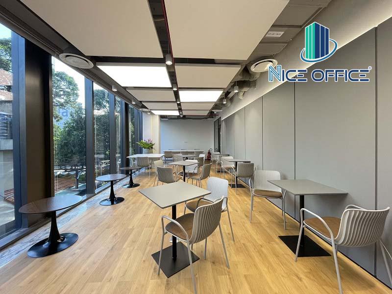 Khu vực Lounge tại văn phòng trọn The Nexx