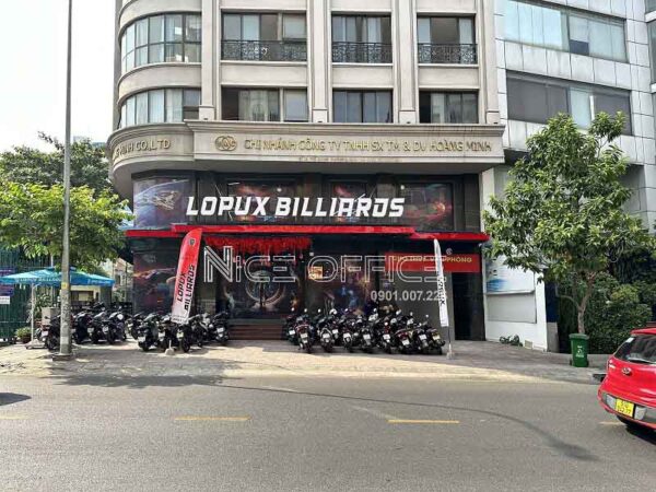 Mặt tiền tòa nhà Gold Star Phổ Quang