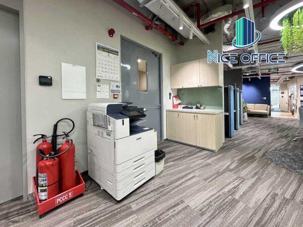 Khu vực in ấn và sử dụng thiết bị văn phòng cơ bản