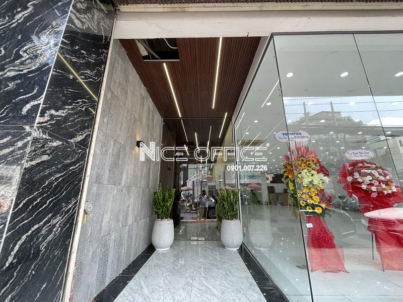 loi-vao-toa-nha-more-cach-mang-thang-tam