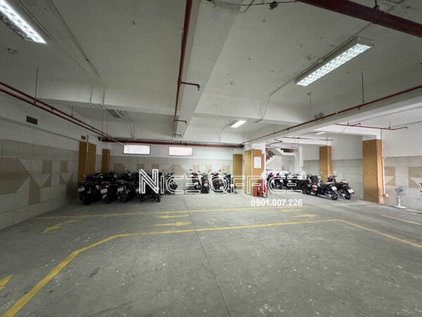 Hầm xe tại tòa nhà G8 Golden Building Trần Cao Vân