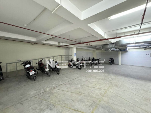 Hầm xe tại tòa nhà Zeta Building