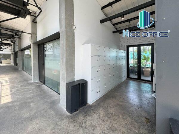 Khu vực looker tại Toong 126 Minh Khai