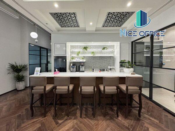 Khu vực pantry tại văn phòng trọn gói Cobi Work