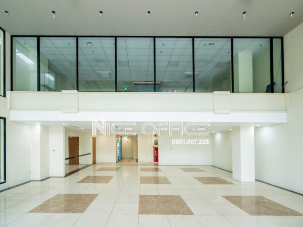 Khu vực trệt và lửng tại tòa nhà TLE Building