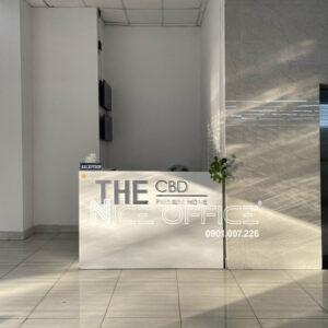 Lê tân tại tòa nhà The CBD Building