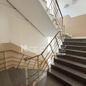 Lối thang bộ tại tòa nhà G8 Golden Building Trần Cao Vân