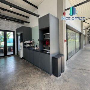Pantry tại văn phòng trọn gói Toong 126 Minh Khai