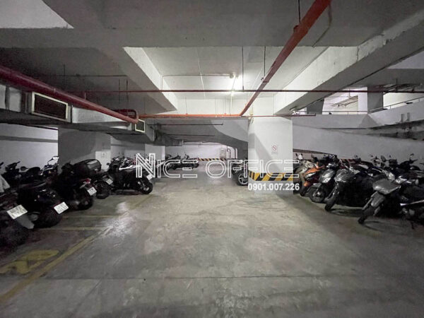 Hầm xe tại tòa nhà BMC Building