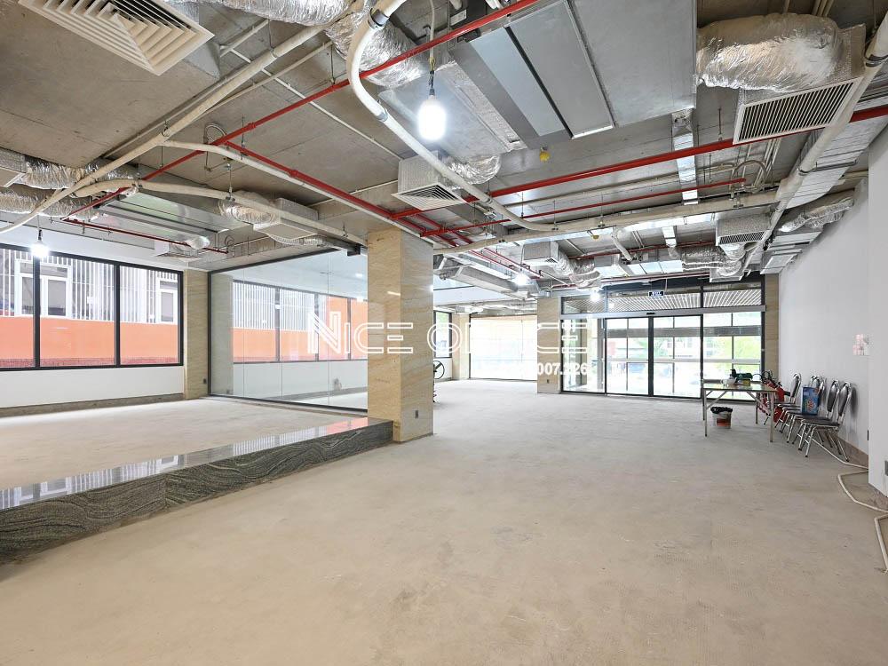 mat-bang-tang-tret-toa-nha-glory-tower