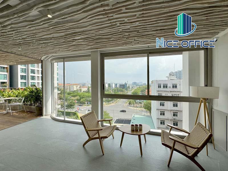 Tại Dreamplex Lê Hiến Mai có nhiều khu vực thư giãn và tiếp khách chung