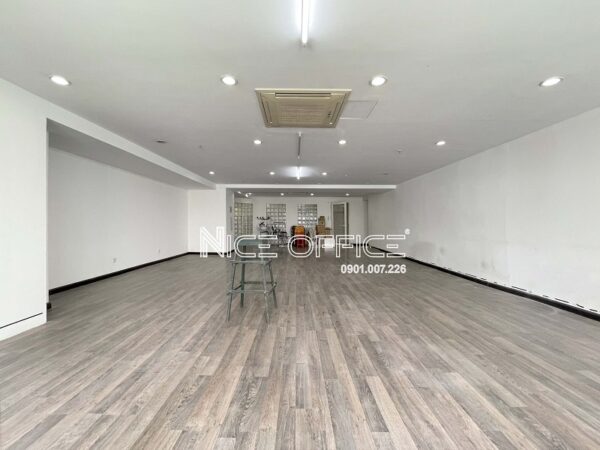 Mặt bằng trống tại tòa nhà Felix Alley Building