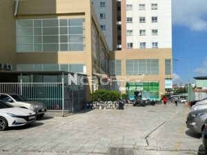 Khuôn viên tòa nhà Topaz City