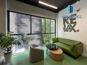 Khu vực tiếp khách chung tại Tini Co-Working Space