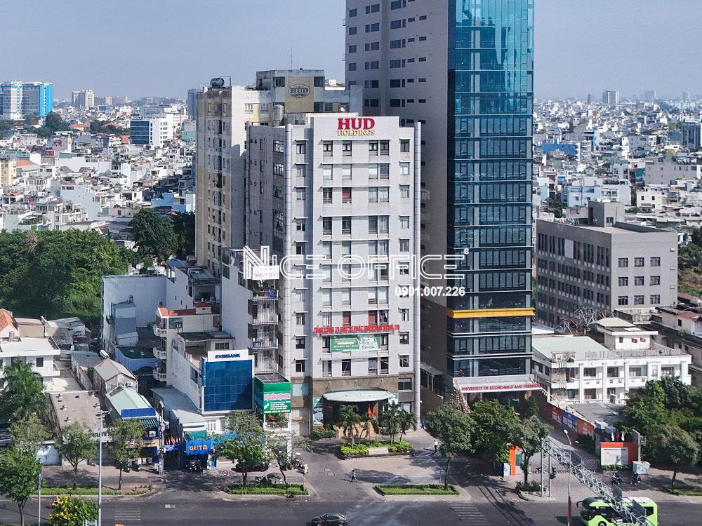 TÒA NHÀ HUD BUILDING