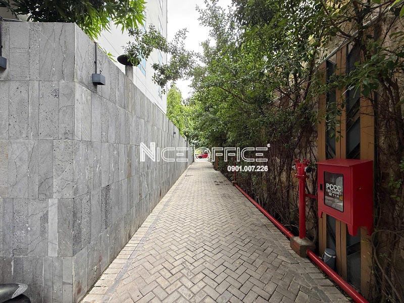 TÒA NHÀ M.O.R.E 215 NGUYỄN VĂN THỦ - Hình ảnh 2