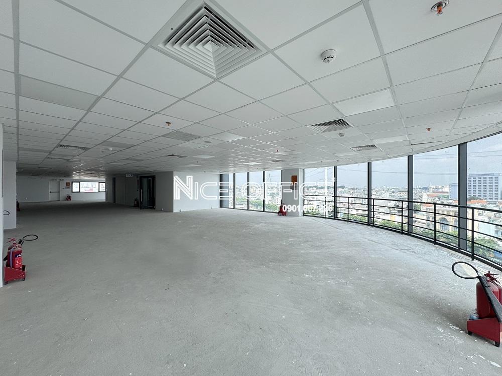 TOÀ NHÀ 137 139 NGUYÊN HỒNG - Hình ảnh 4