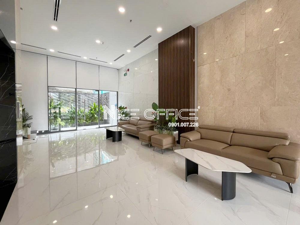 sanh-don-khach-tai-gia-phat-building