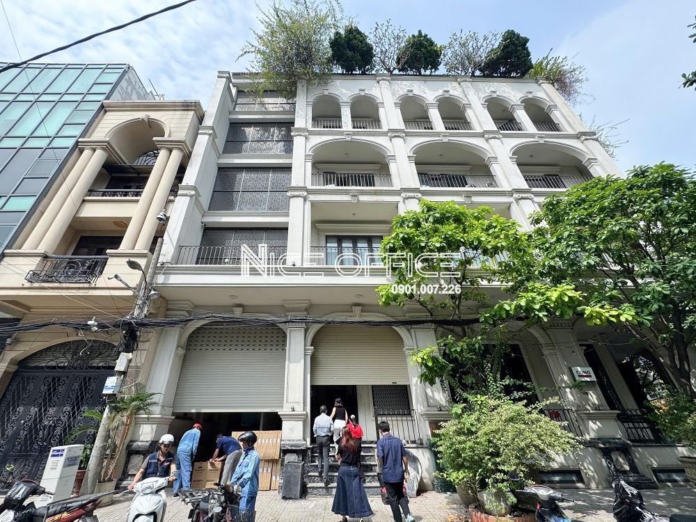TOÀ NHÀ M.O.R.E 36/2 NGUYỄN GIA TRÍ